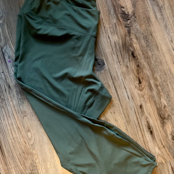 Amazon Essentials Active Leggings Size 4X - Picture 3 of 5